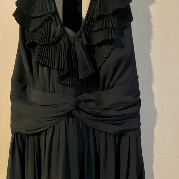 Like New Max and Cleo Size 6 Black Halter Cocktail Dress - Picture 4 of 9